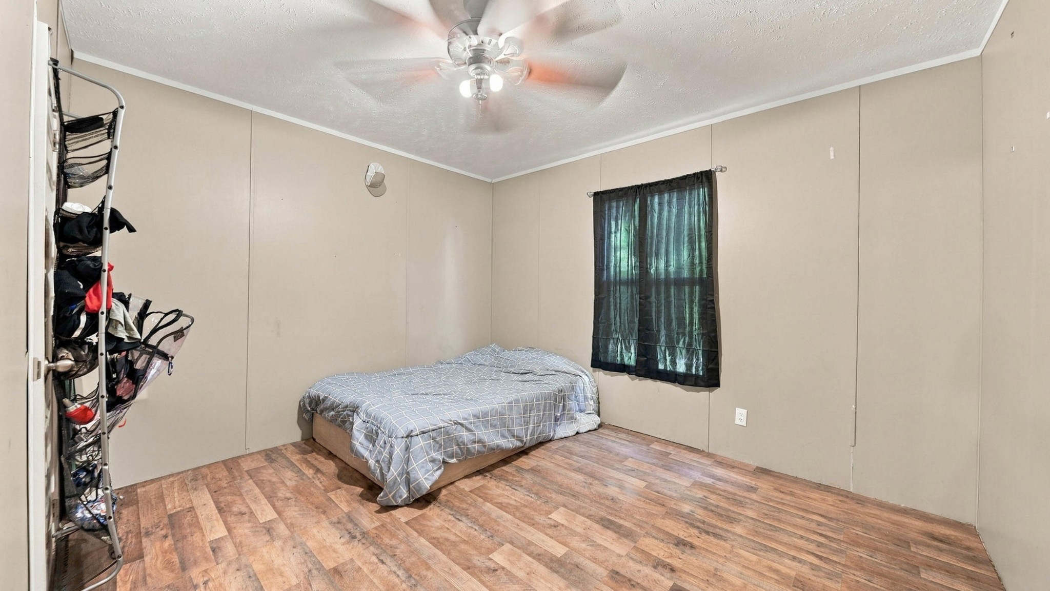 437 Sterling Road
