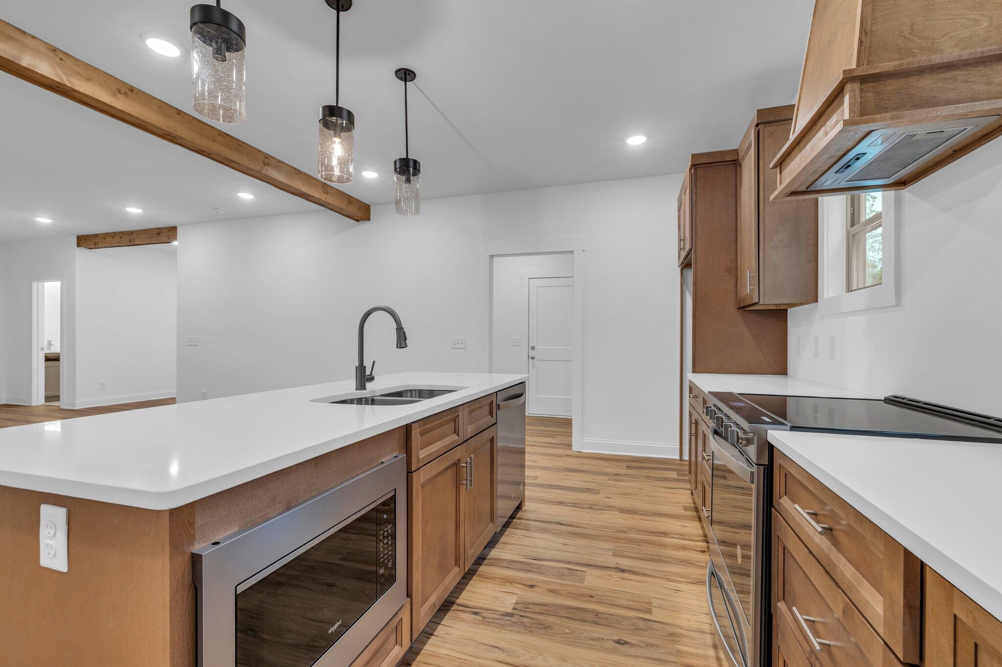 1075 Cumberland Circle