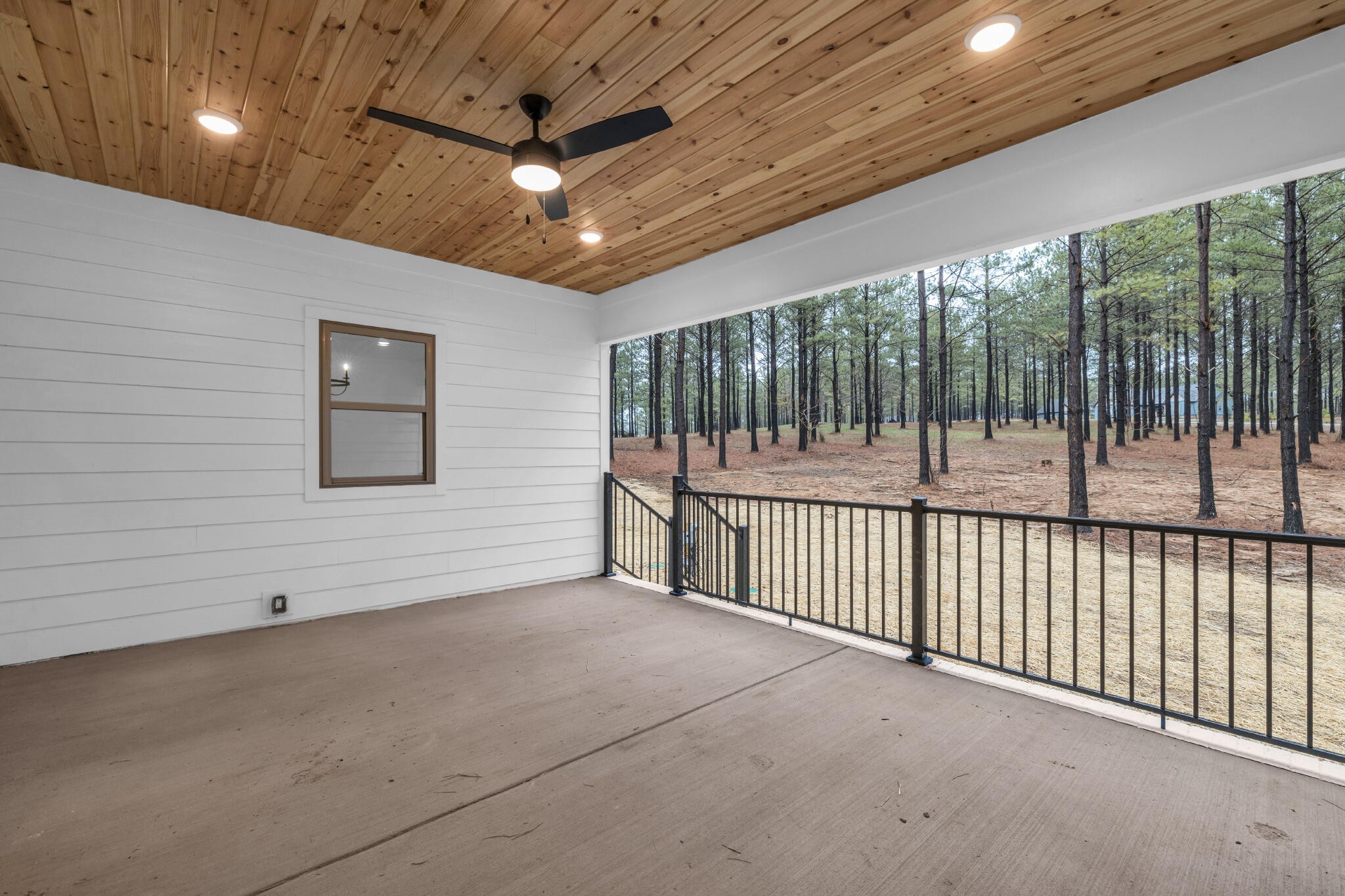 1075 Cumberland Circle