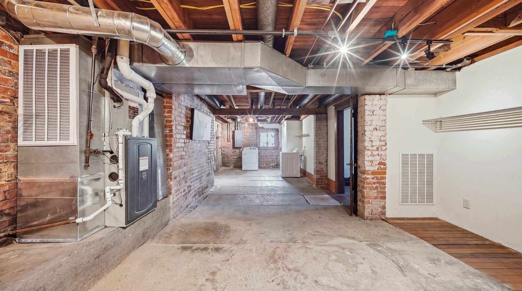534 Central Avenue