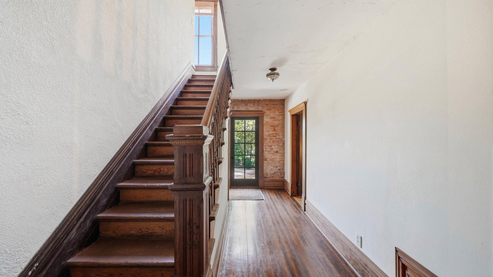 534 Central Avenue