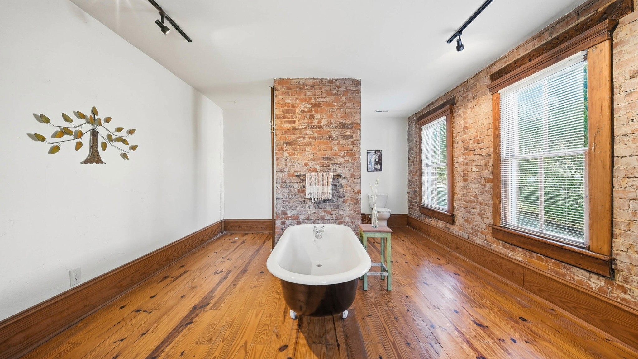 534 Central Avenue