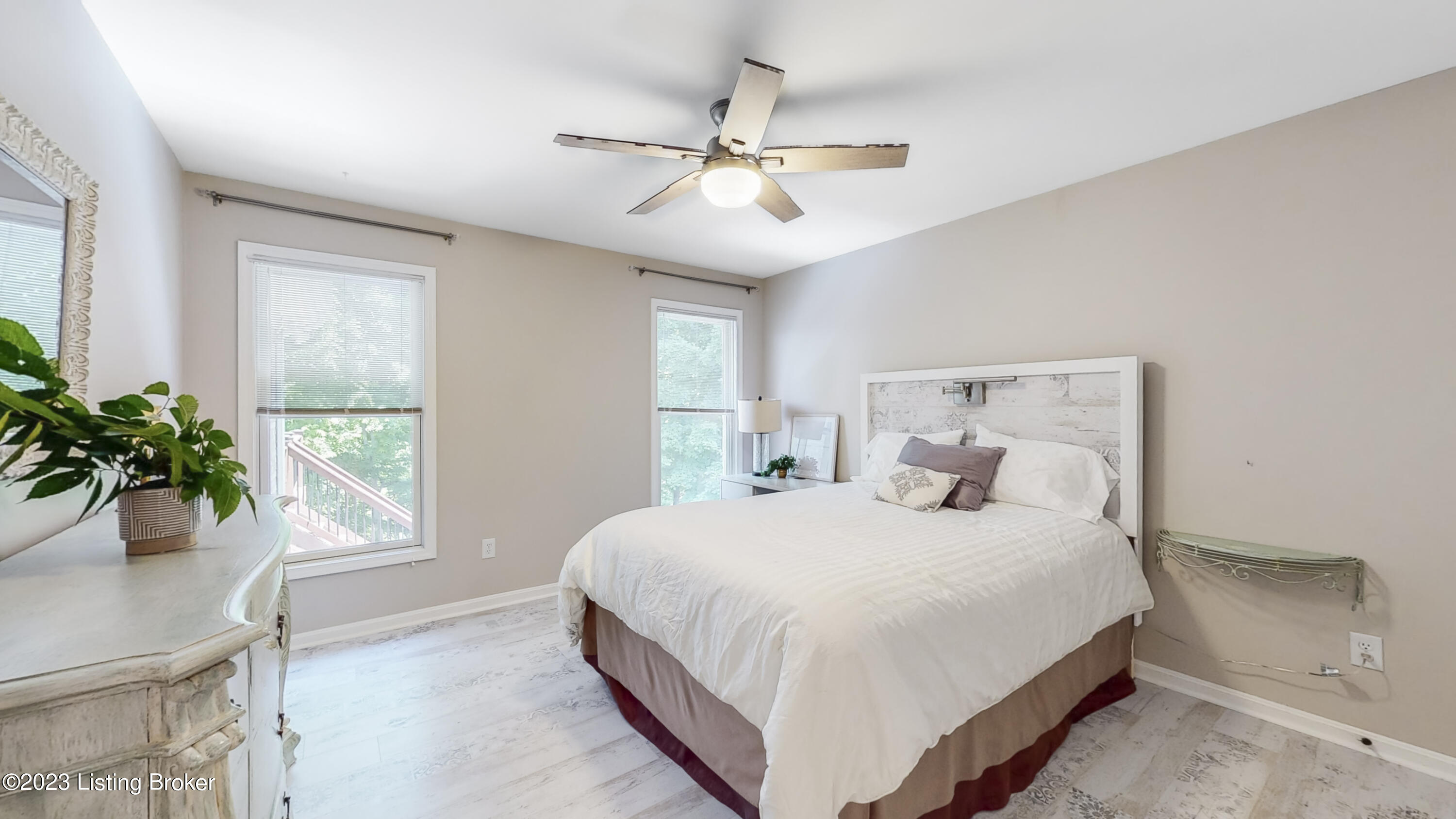 14505 Hearthside Ct