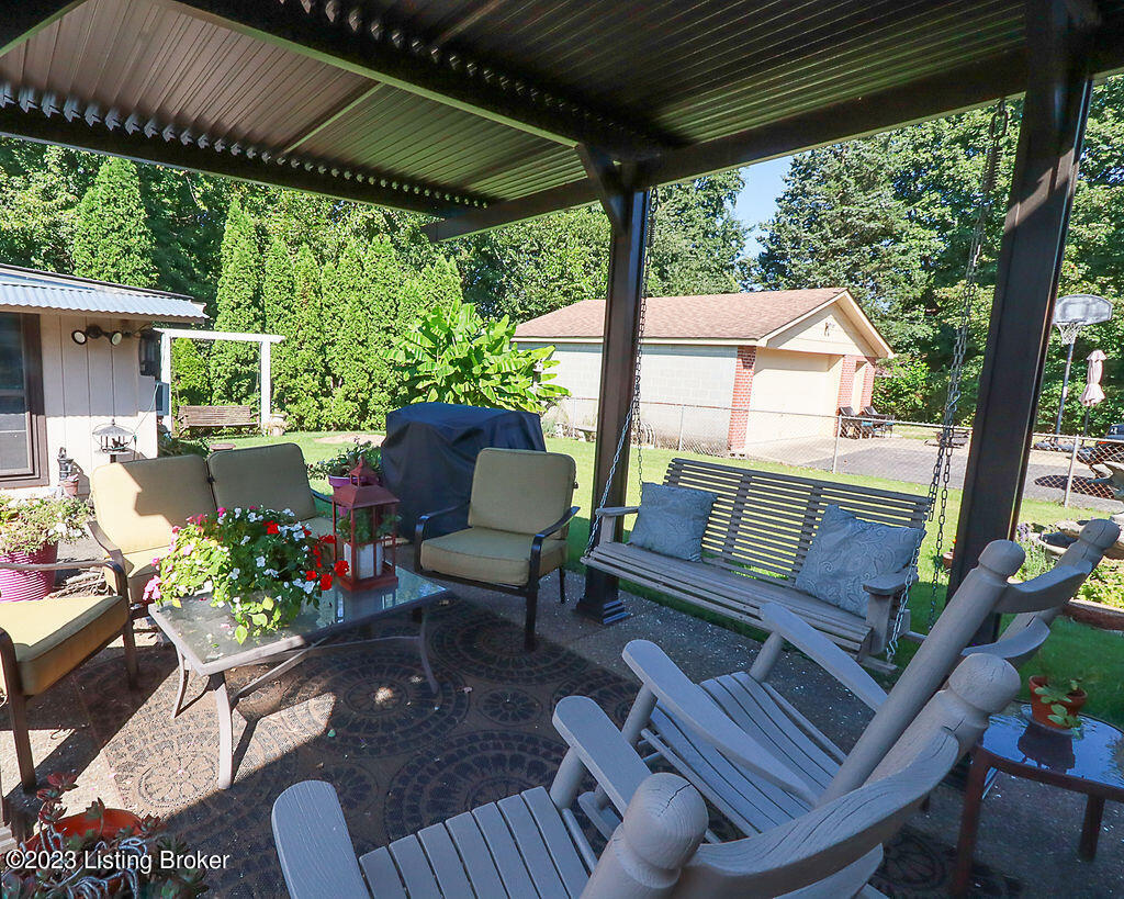 8004 White Cedar Dr