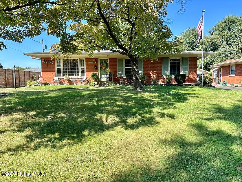 8004 White Cedar Dr
