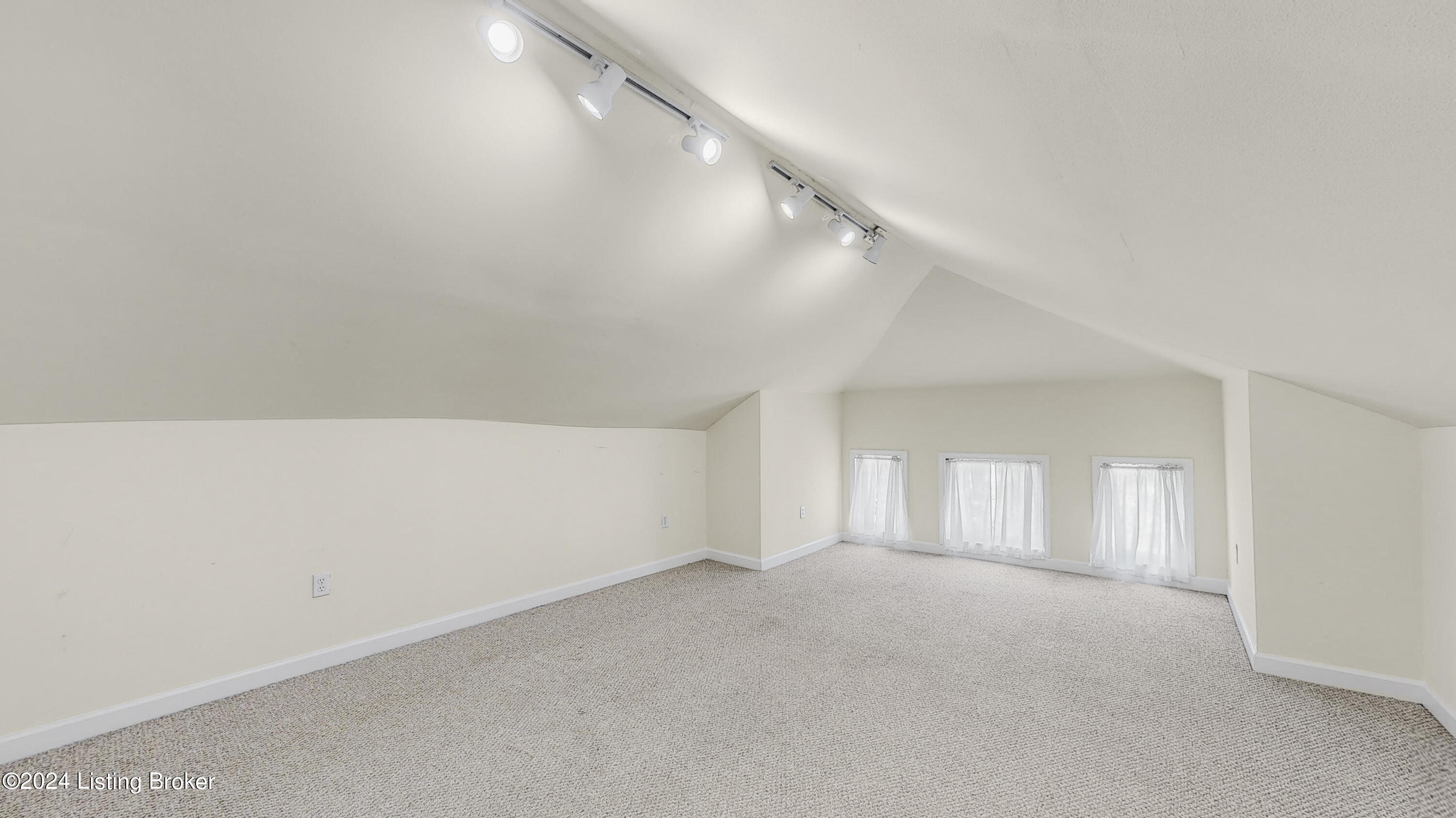 1430 Highland Ave