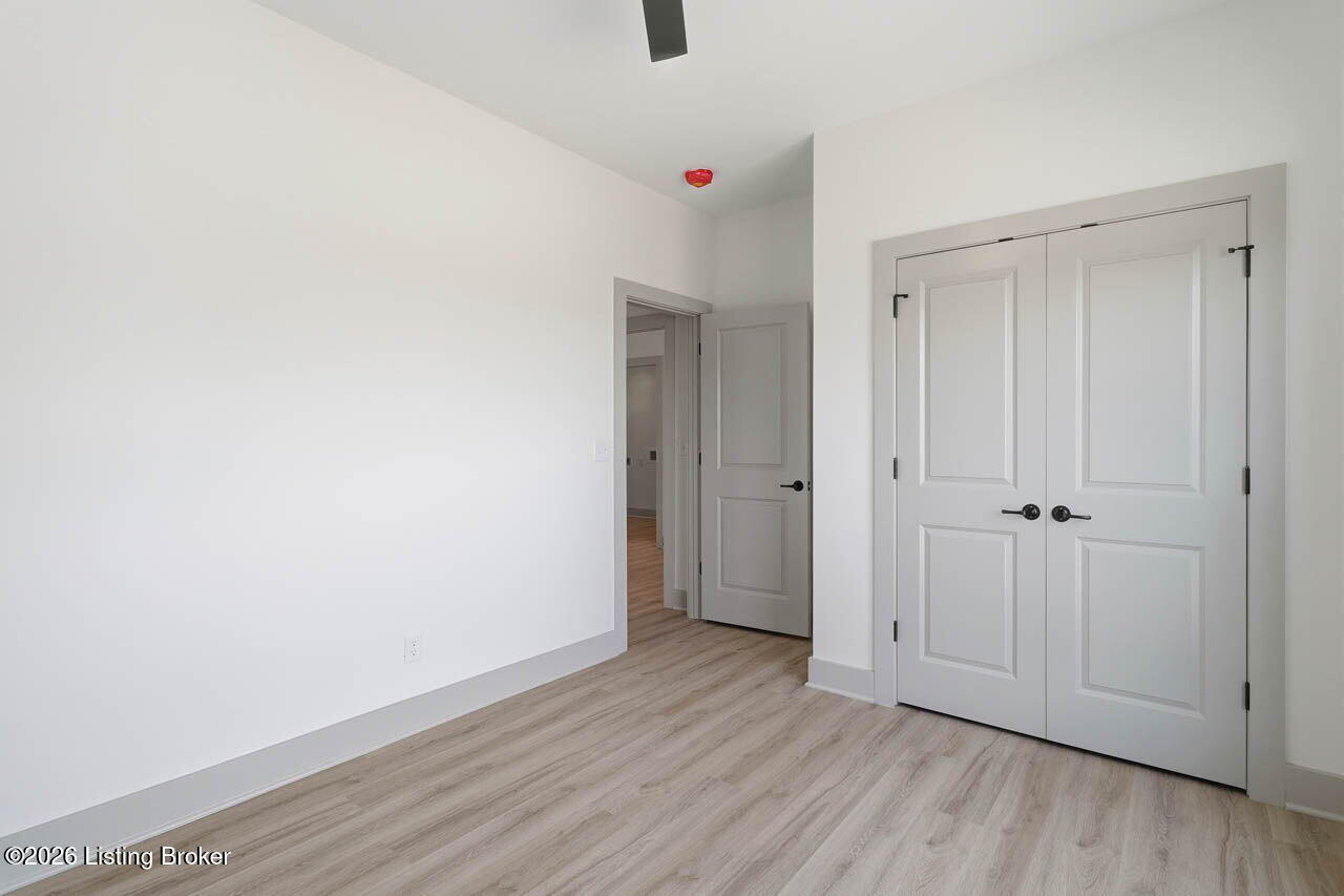 105 Freeman Ave