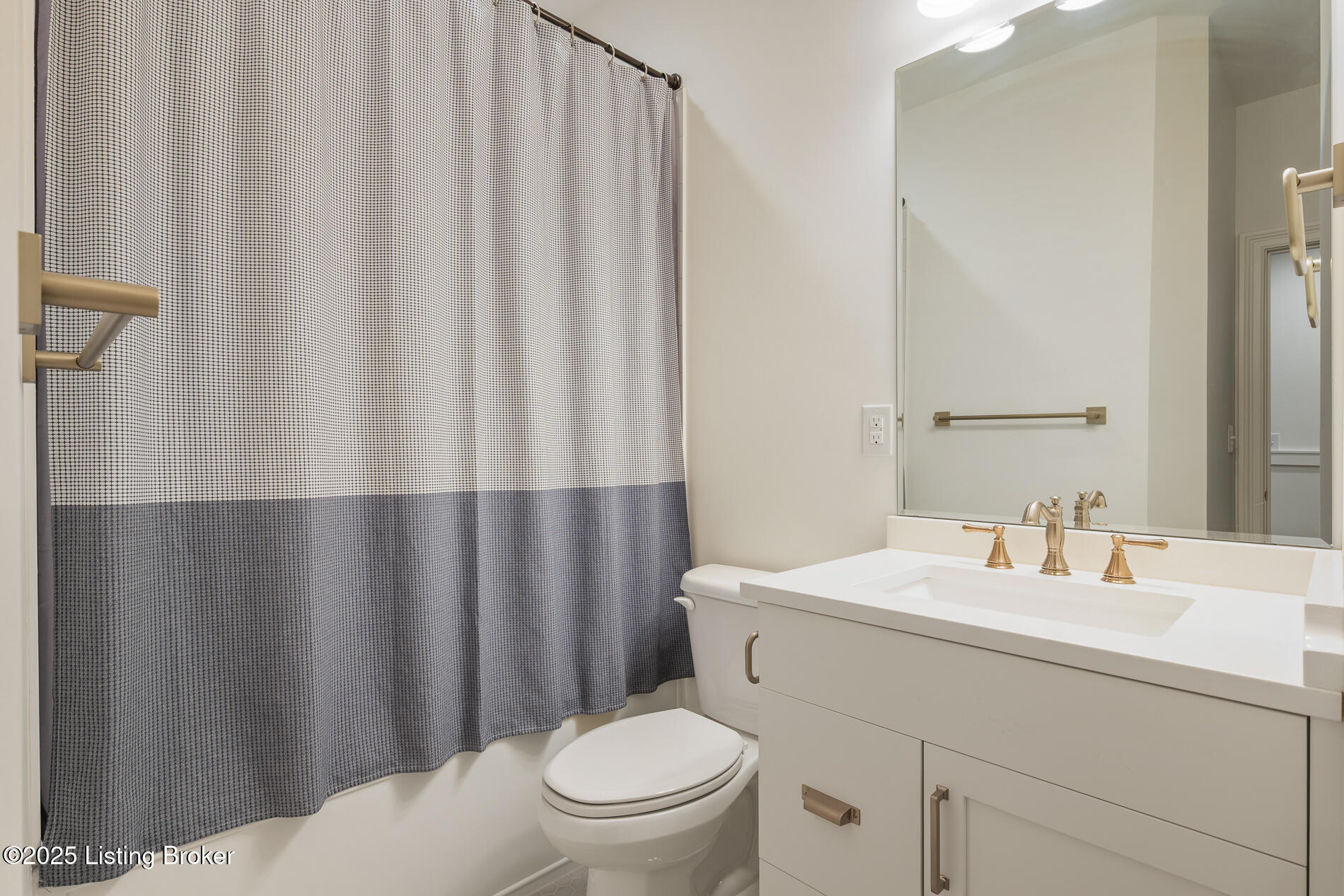 6225 Mistflower Cir