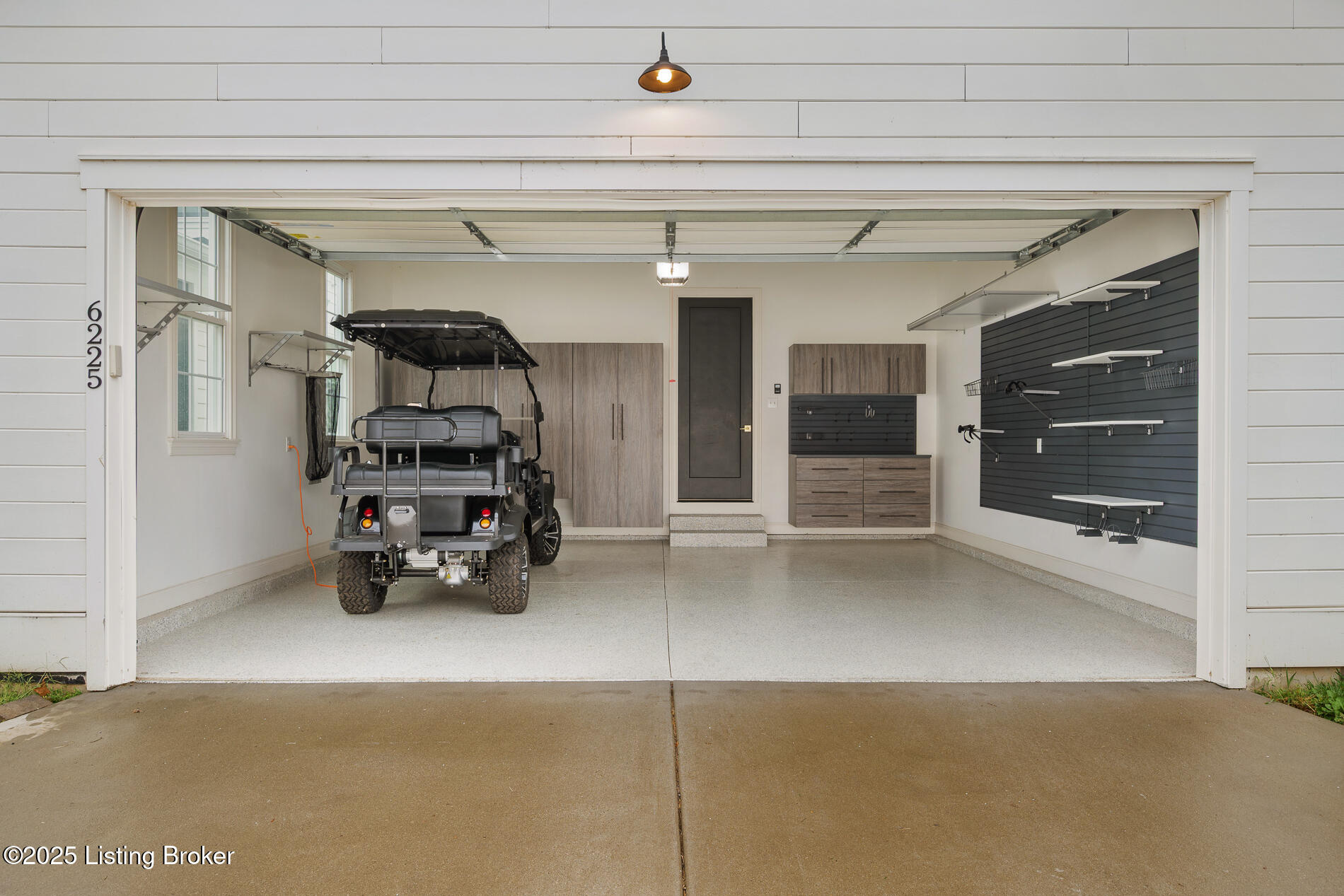 6225 Mistflower Cir