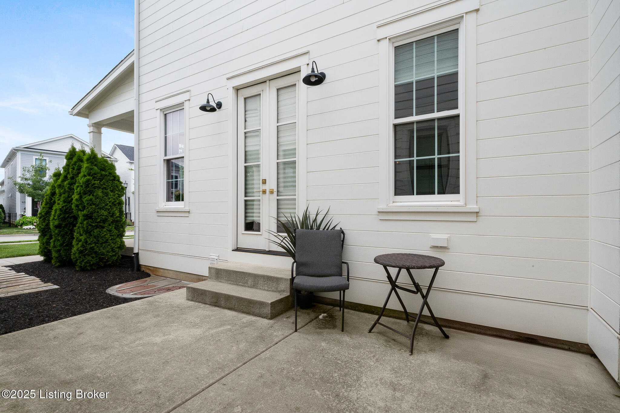 6225 Mistflower Cir