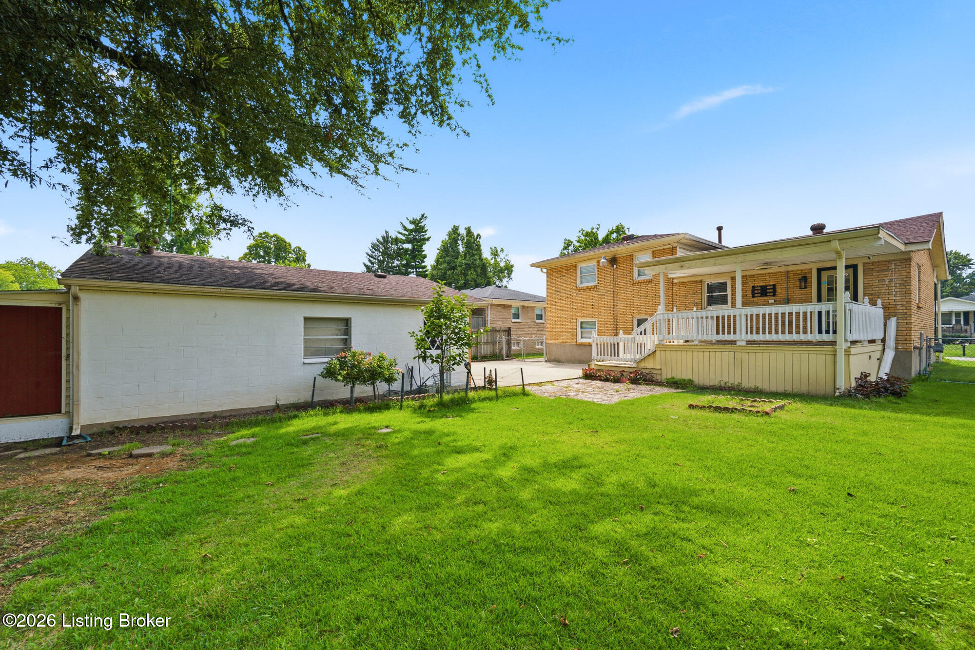 3511 Pineland Dr