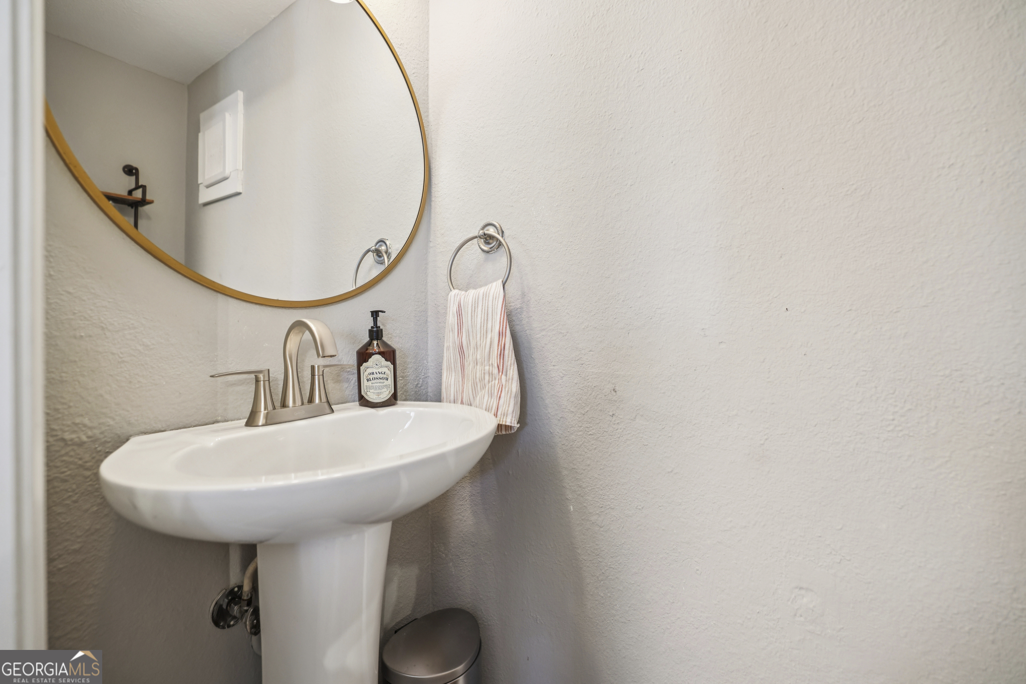 6940 Roswell Road # 21A