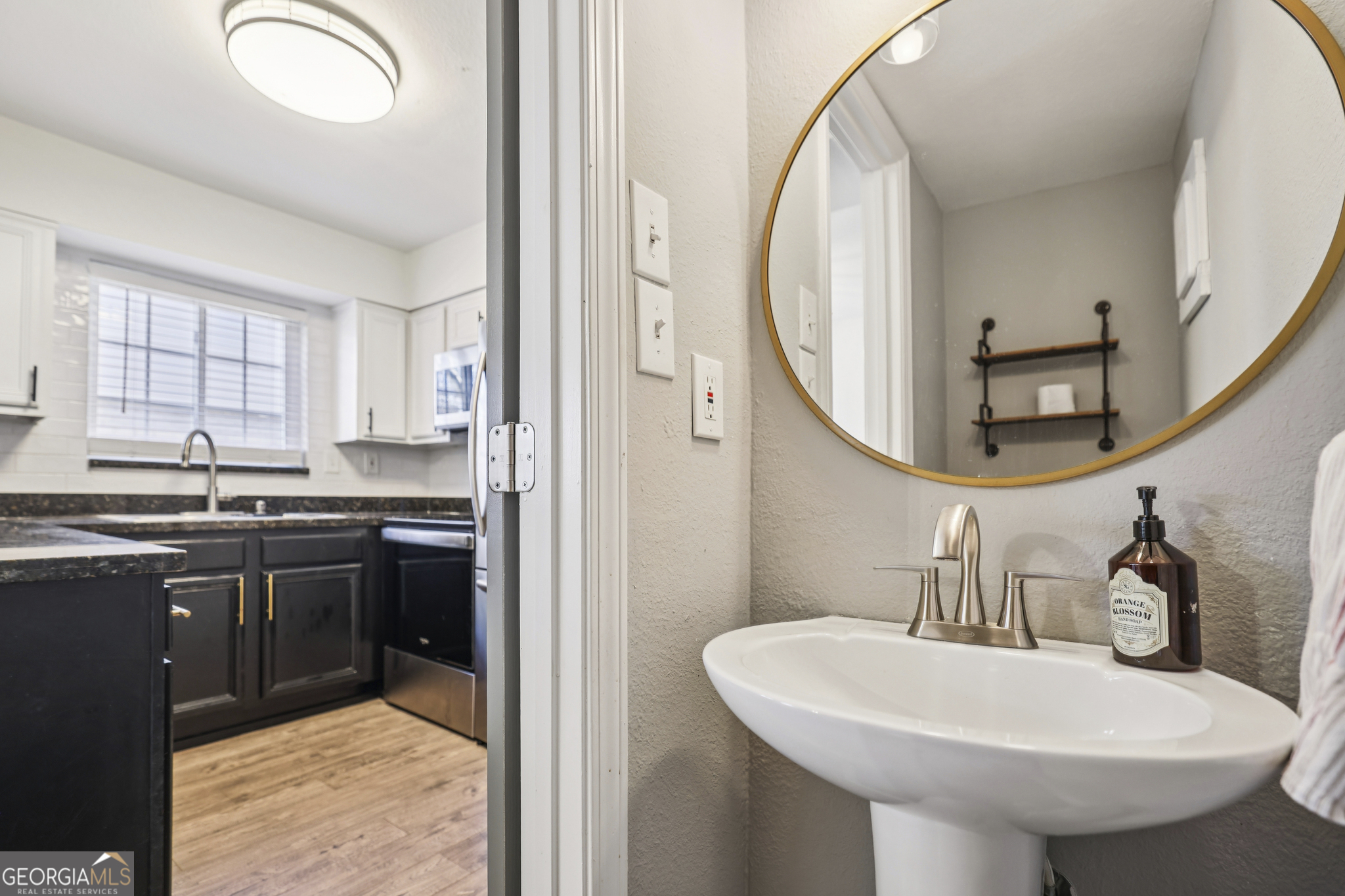 6940 Roswell Road # 21A