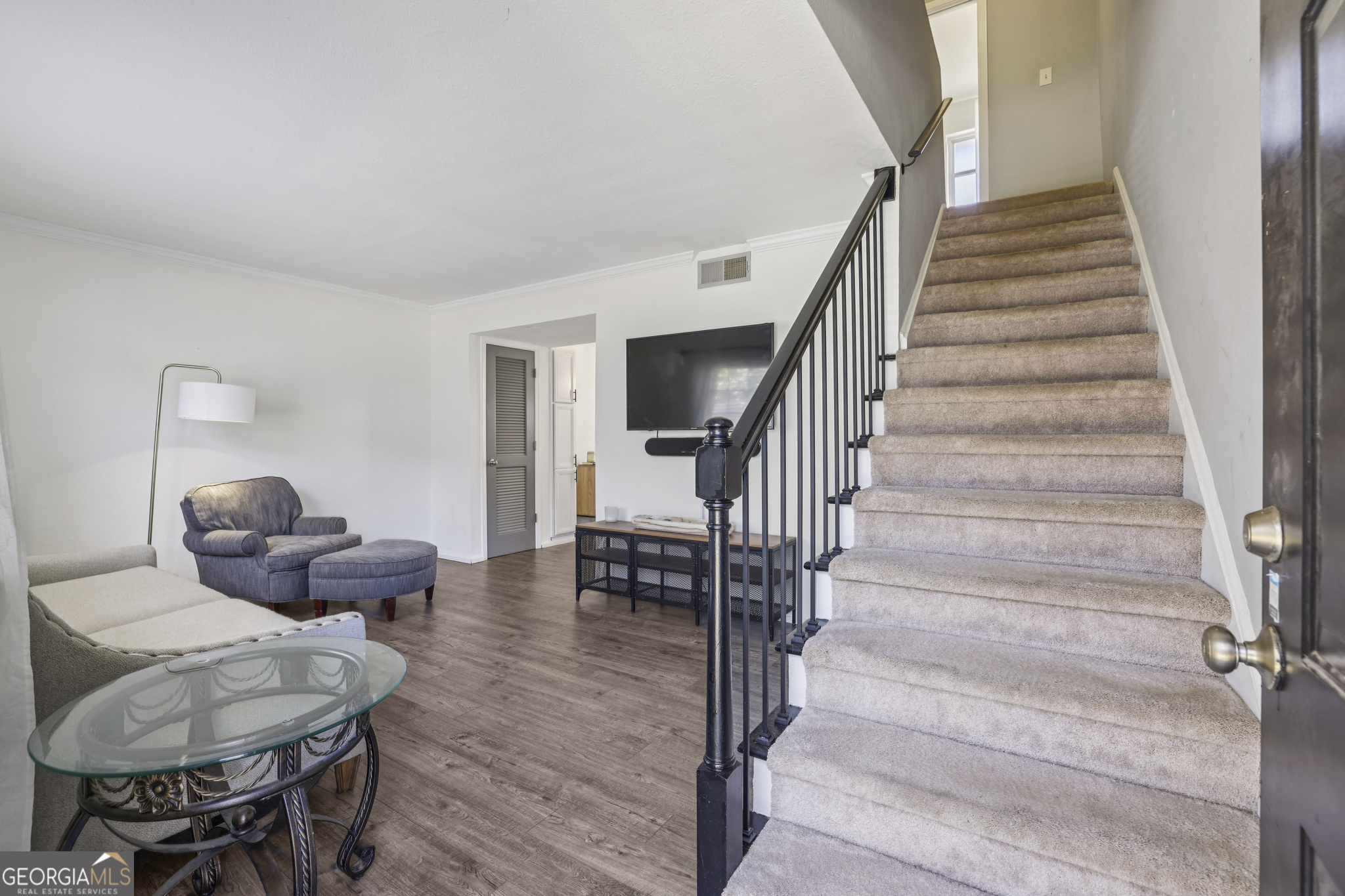 6940 Roswell Road # 21A