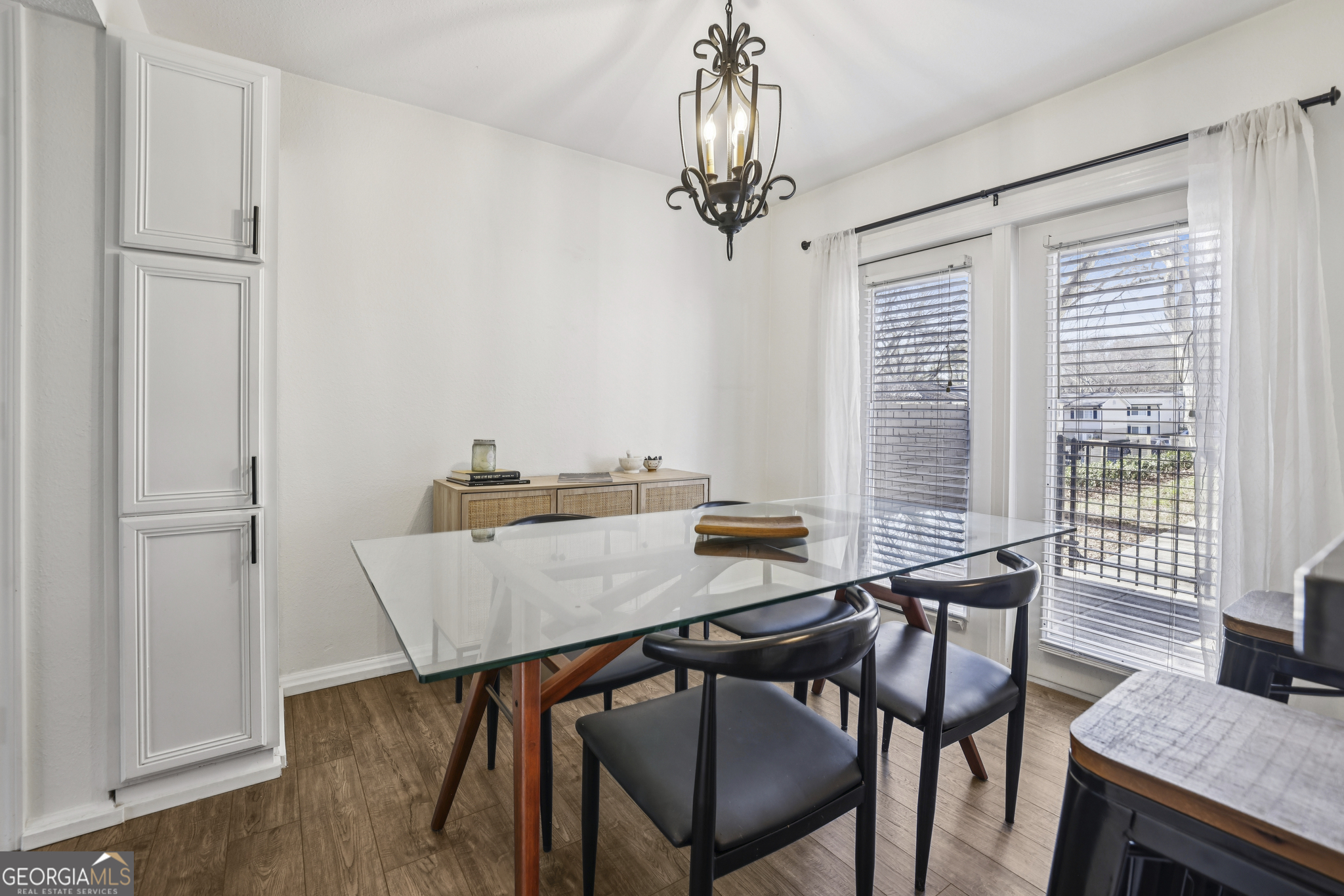 6940 Roswell Road # 21A