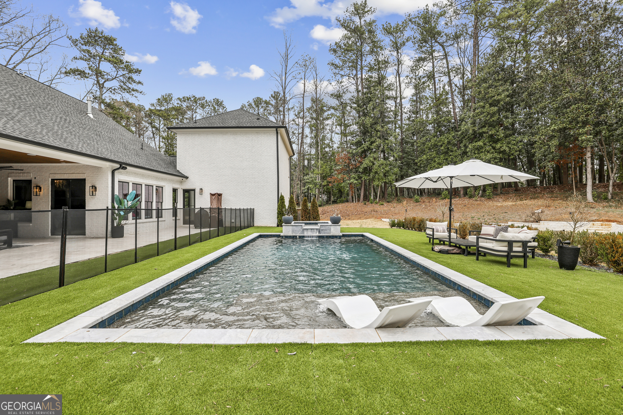 6055 Riverside Drive