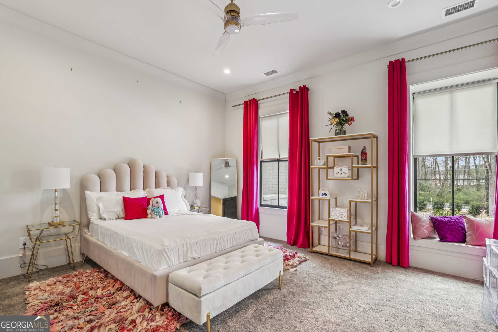 6055 Riverside Drive