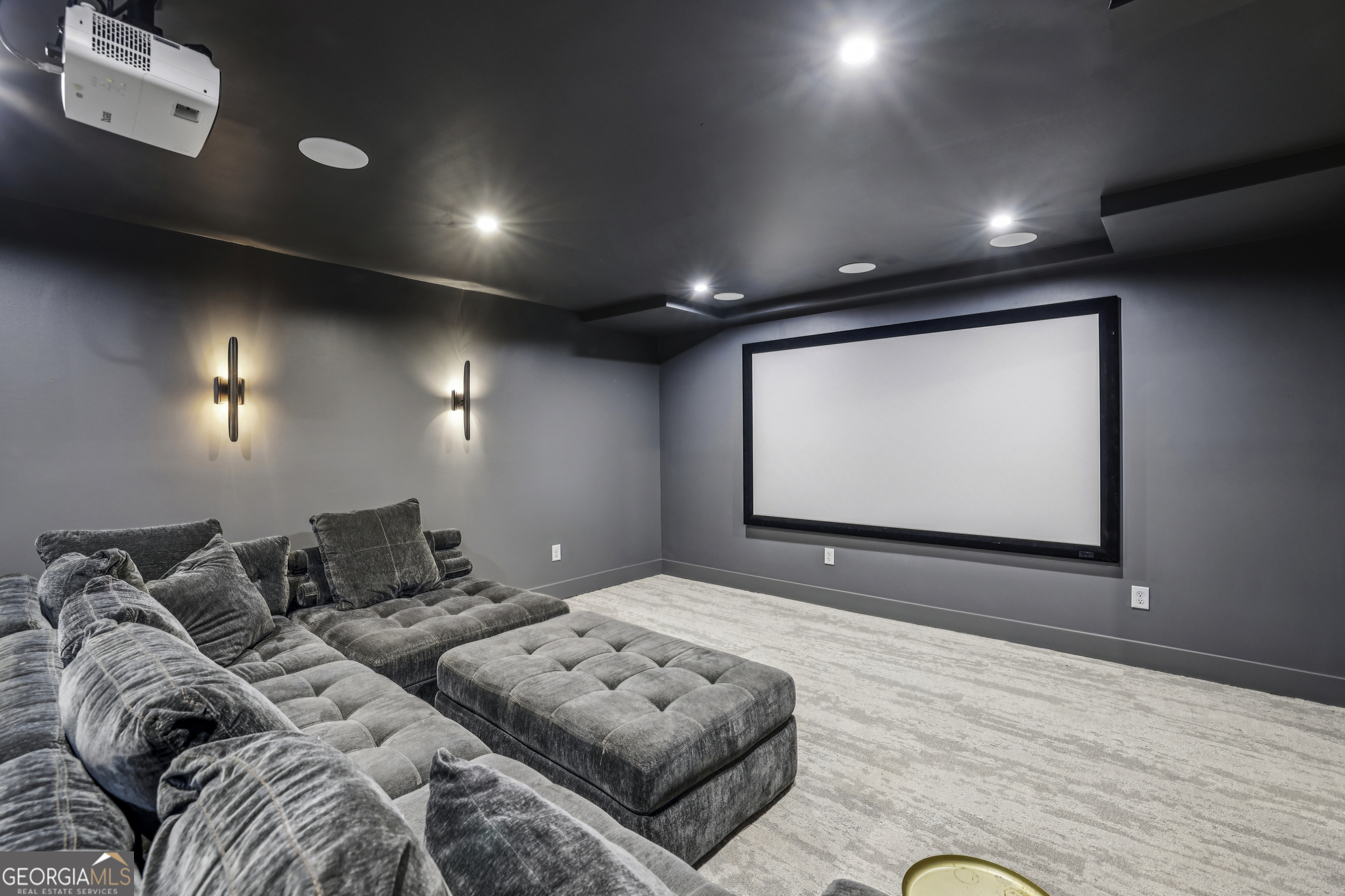 6055 Riverside Drive