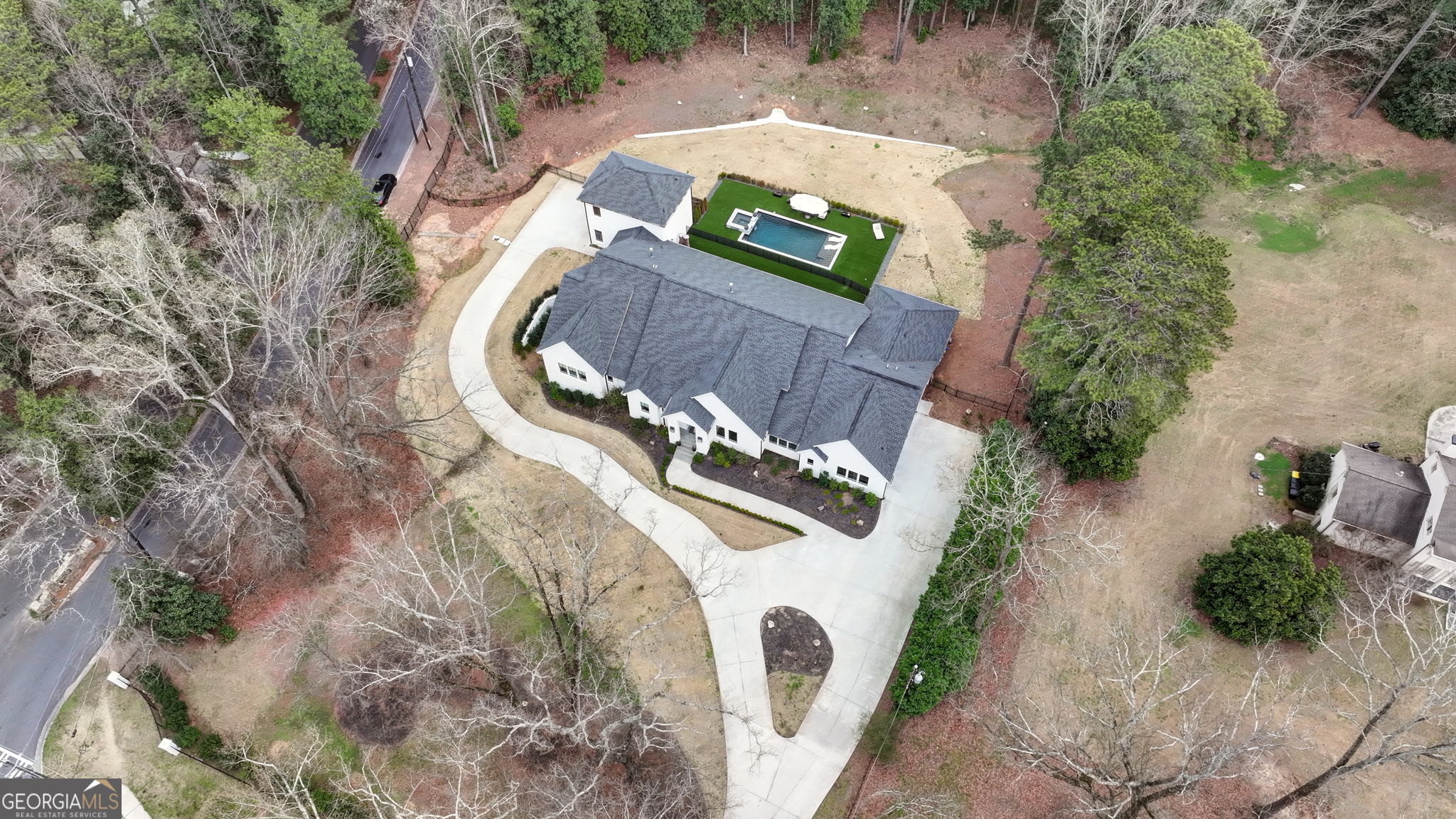 6055 Riverside Drive