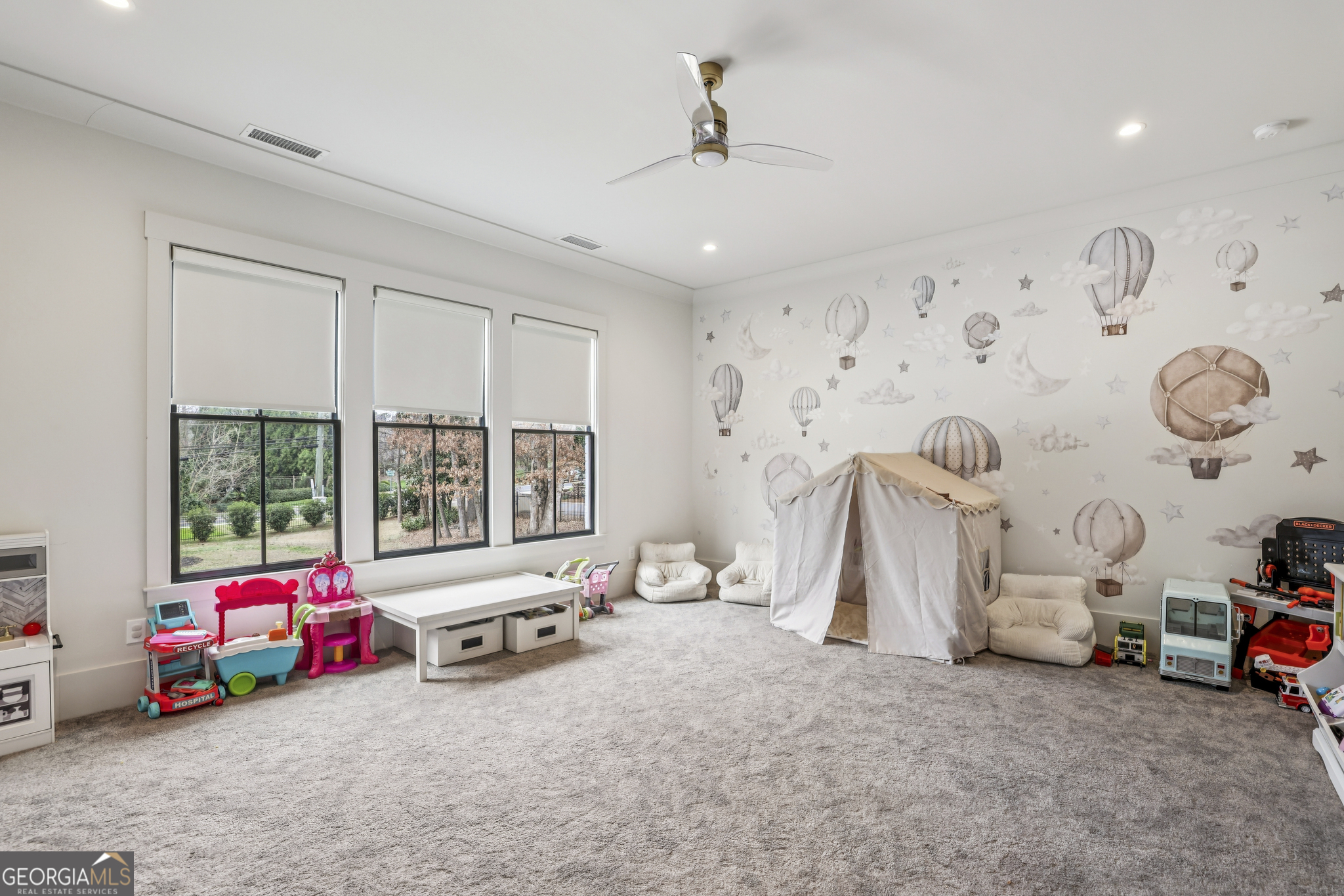 6055 Riverside Drive