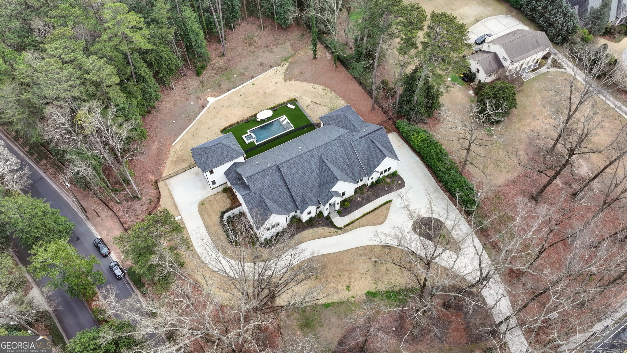 6055 Riverside Drive