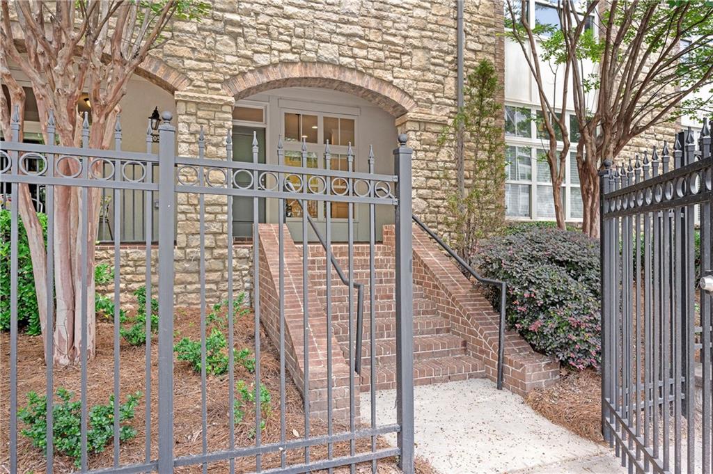 625 Piedmont Avenue NE Unit 105