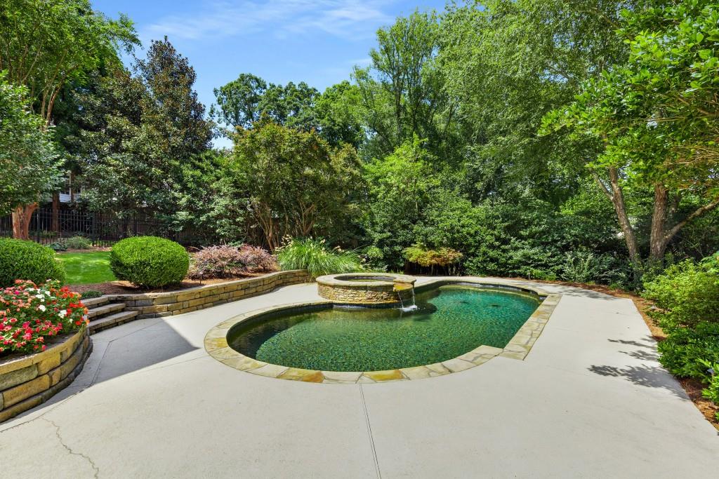 260 Northland Ridge Trail