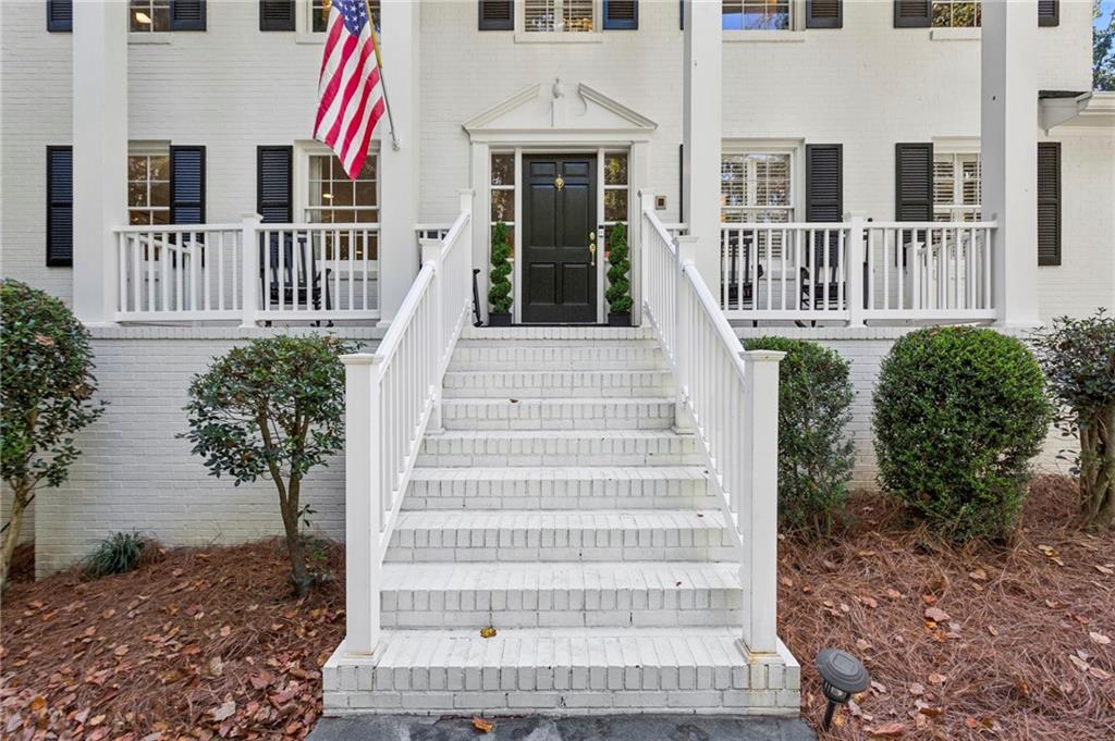 4056 Mcclatchey Circle NE