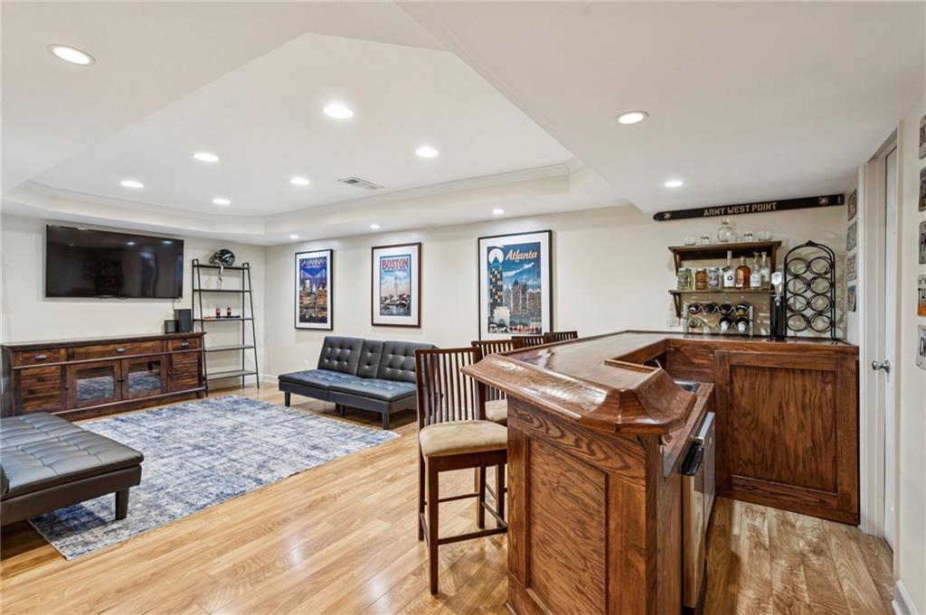 4056 Mcclatchey Circle NE