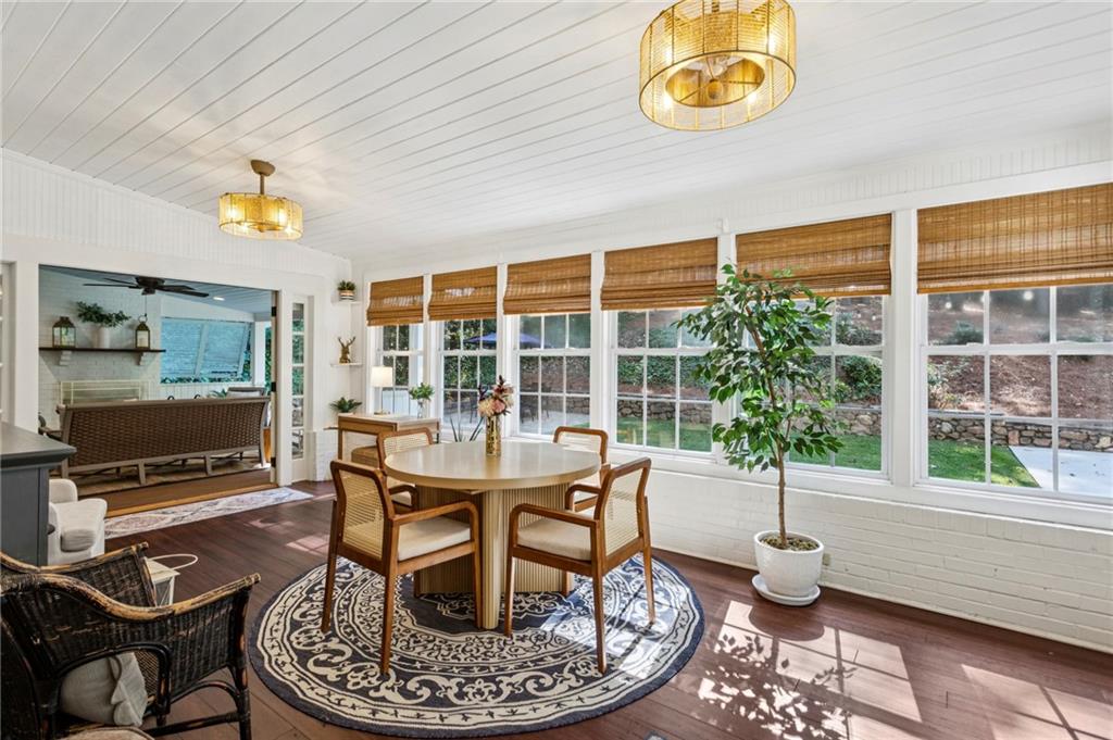 4056 Mcclatchey Circle NE