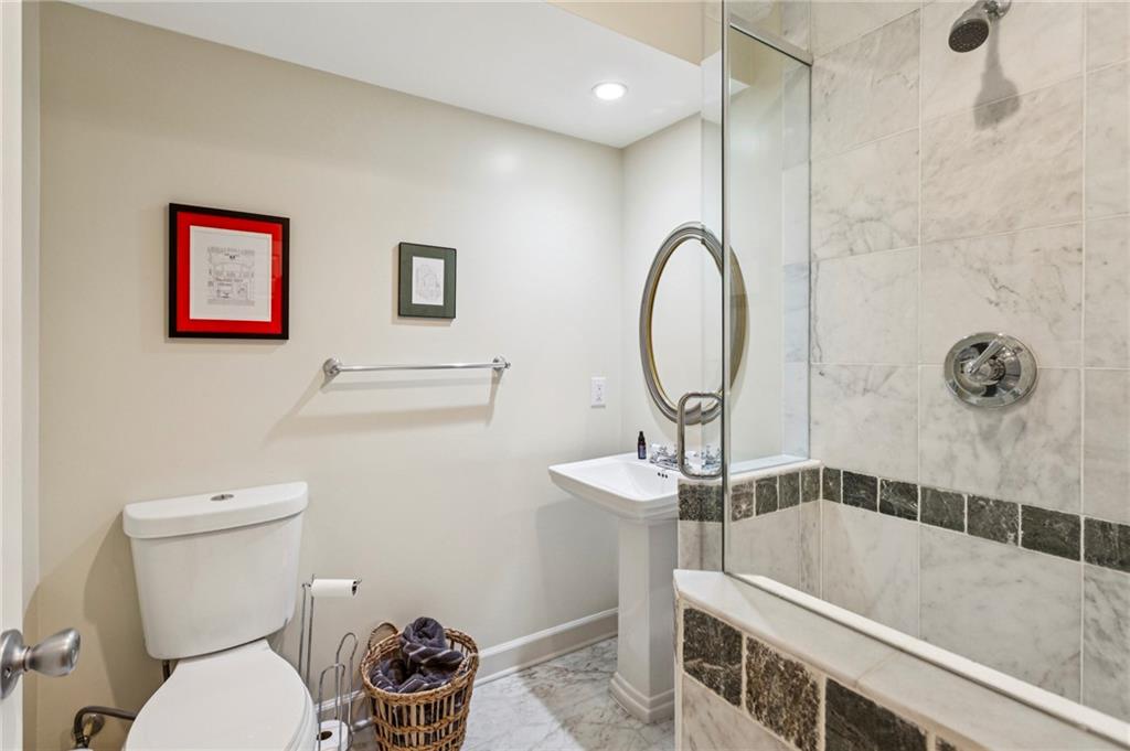 4056 Mcclatchey Circle NE