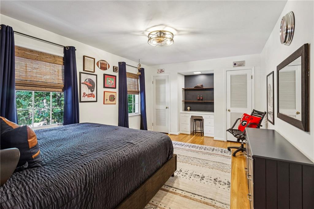 4056 Mcclatchey Circle NE