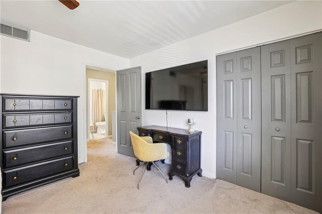 6940 Roswell Road Unit A21