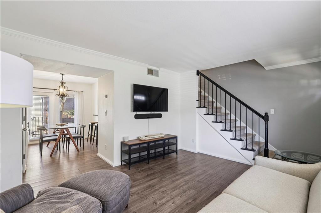 6940 Roswell Road Unit A21