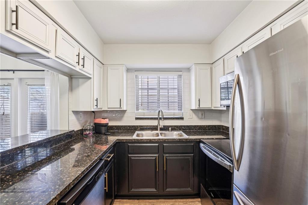 6940 Roswell Road Unit A21