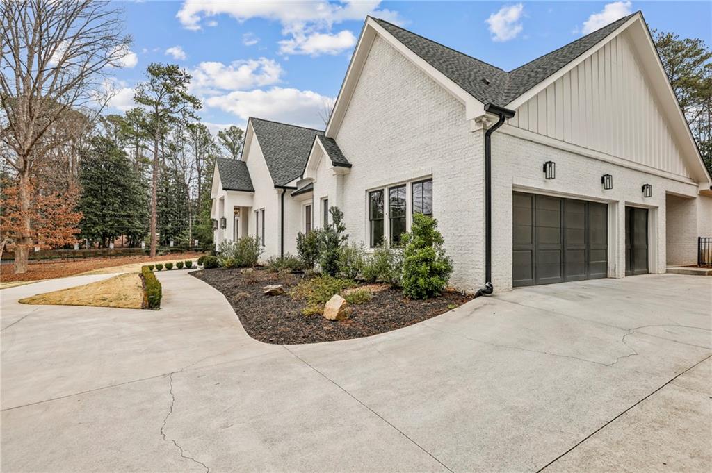 6055 Riverside Drive