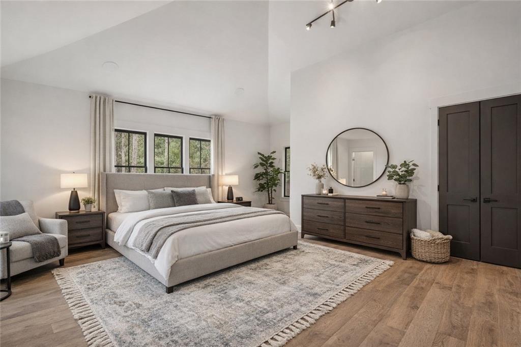 6055 Riverside Drive