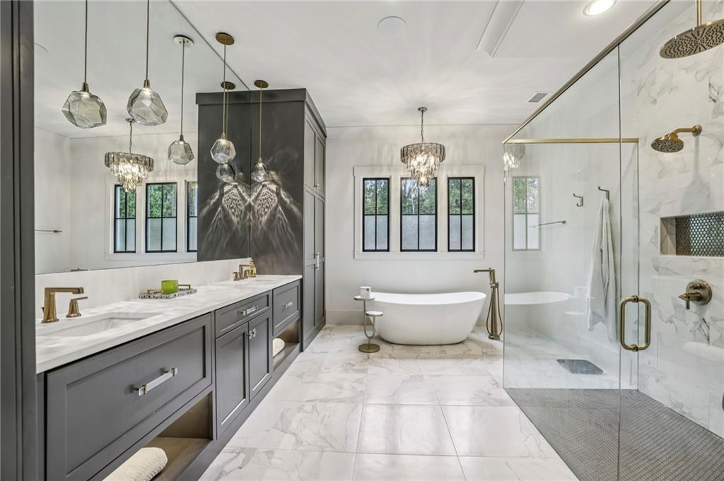 6055 Riverside Drive