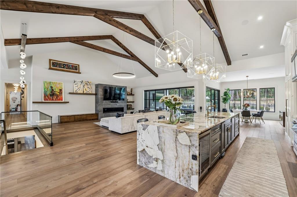 6055 Riverside Drive