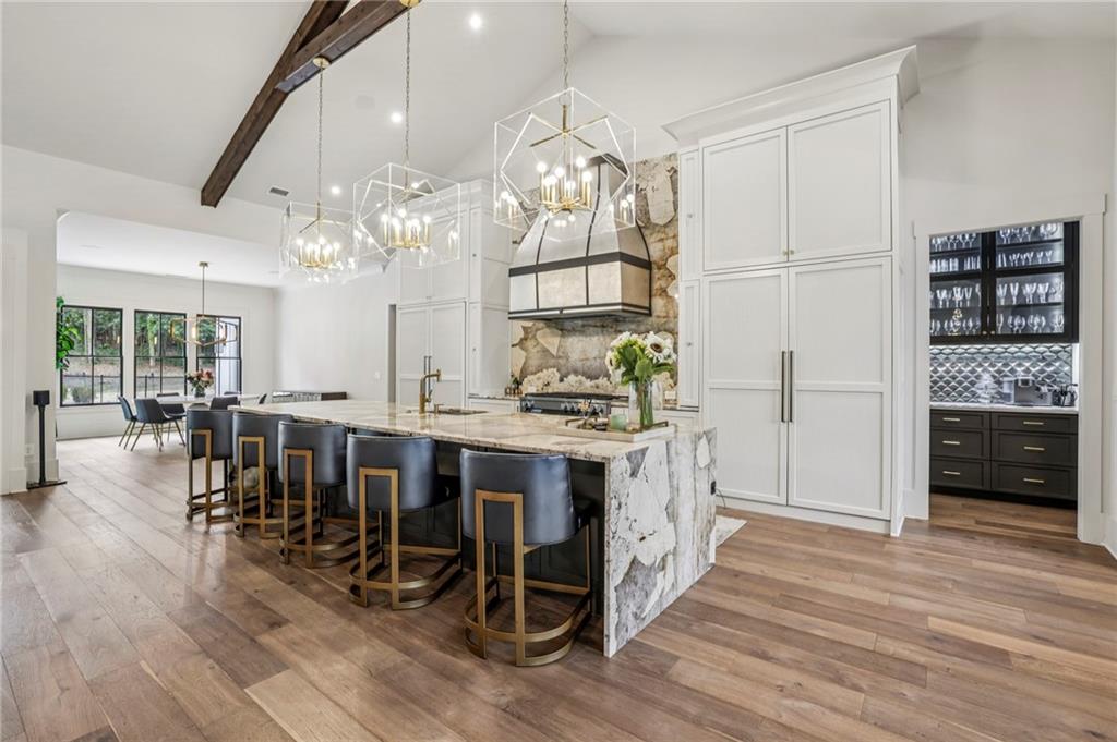 6055 Riverside Drive