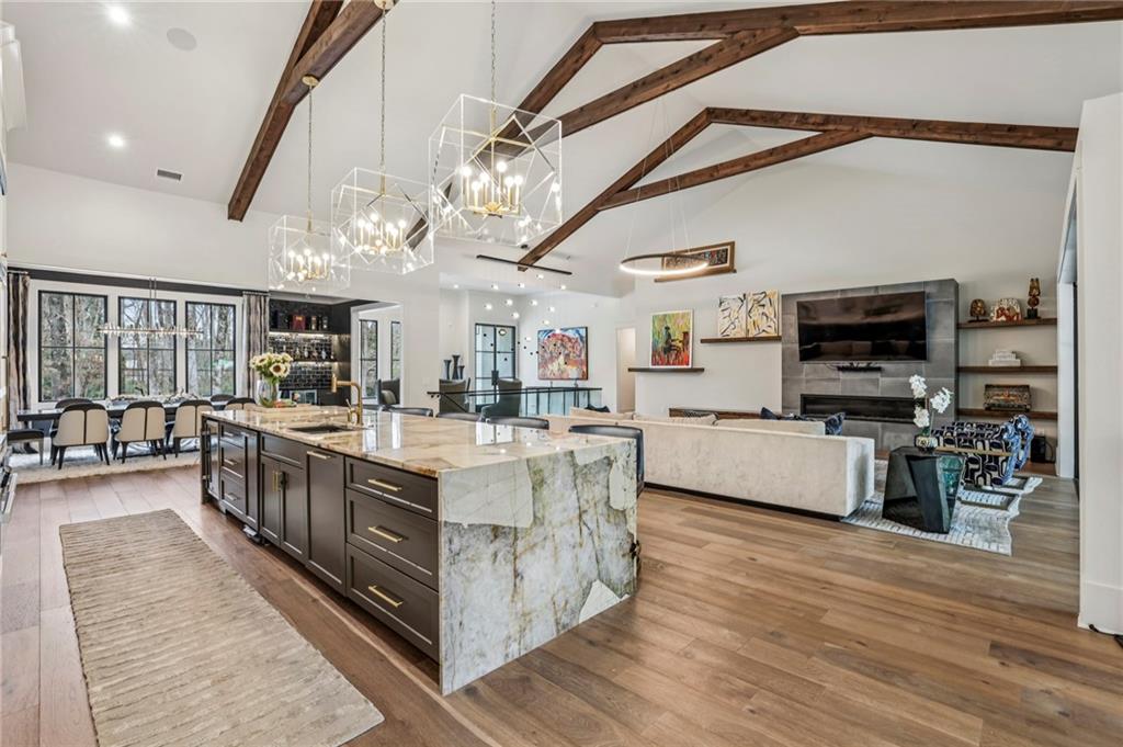 6055 Riverside Drive