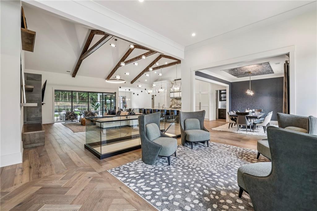 6055 Riverside Drive