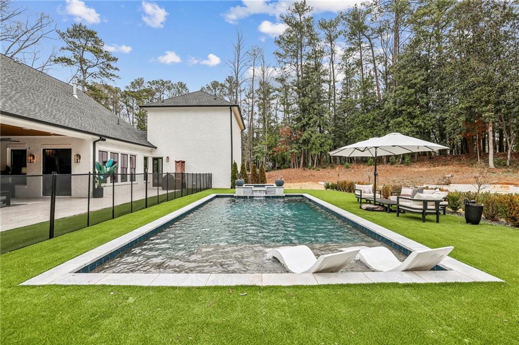 6055 Riverside Drive