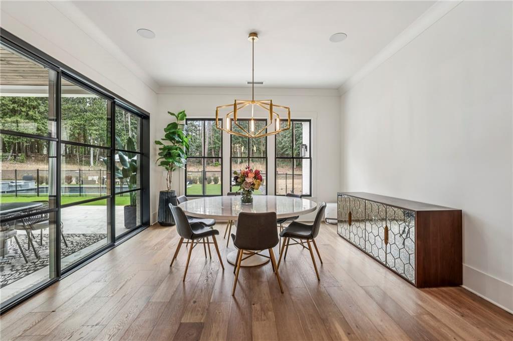 6055 Riverside Drive