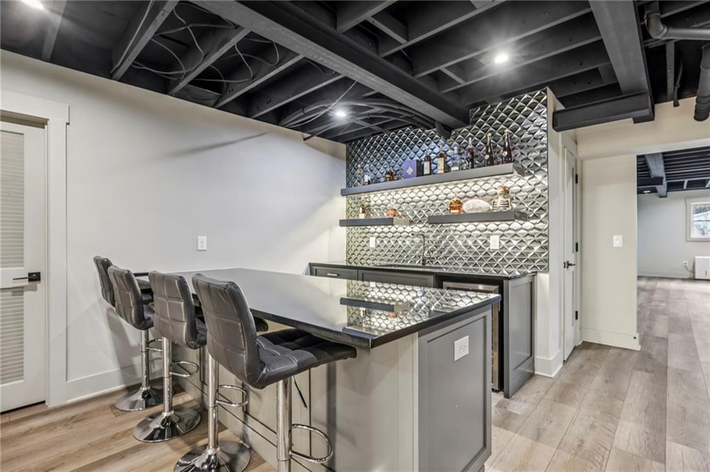 6055 Riverside Drive