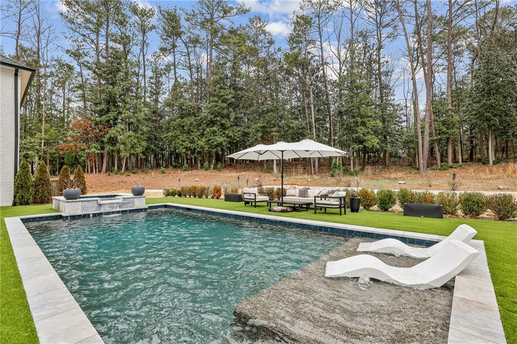 6055 Riverside Drive