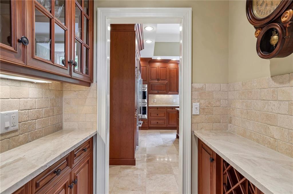 105 Wilderbluff Court