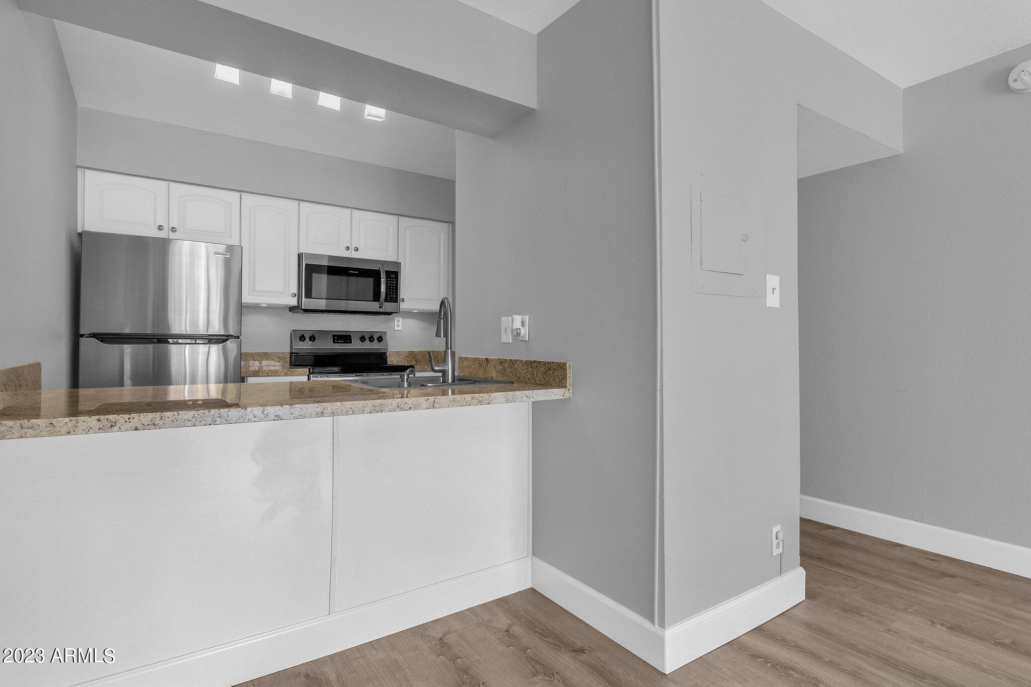 7625 E CAMELBACK Road, A217