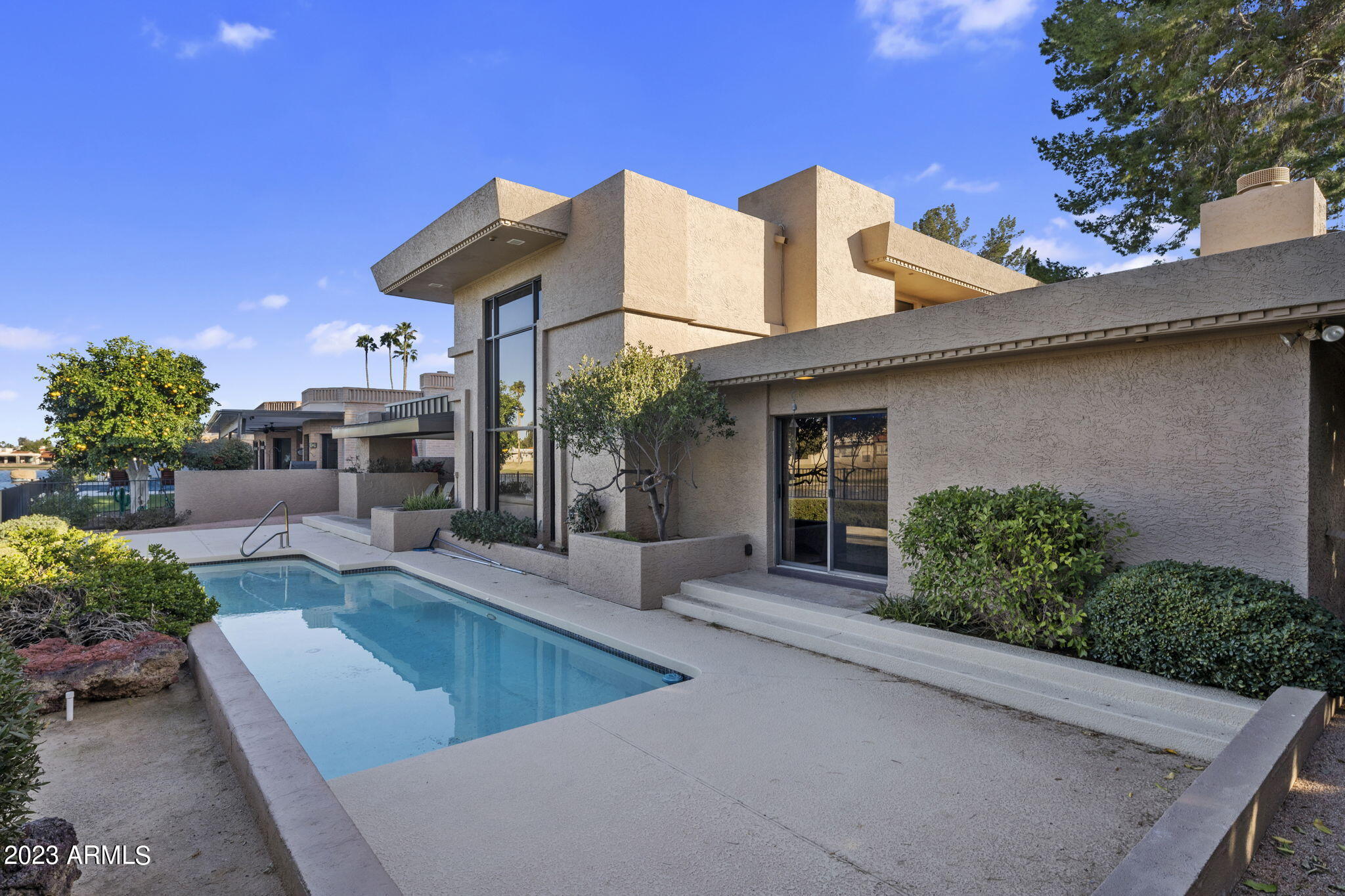 8166 E DEL CADENA Drive