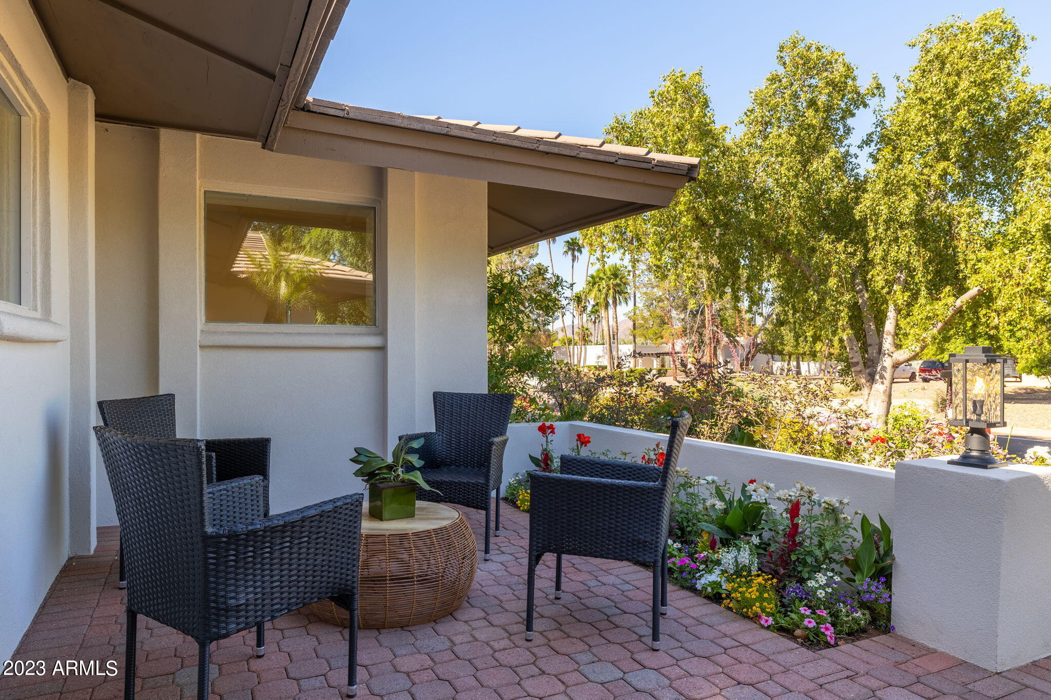 8113 N VIA DE LAGO